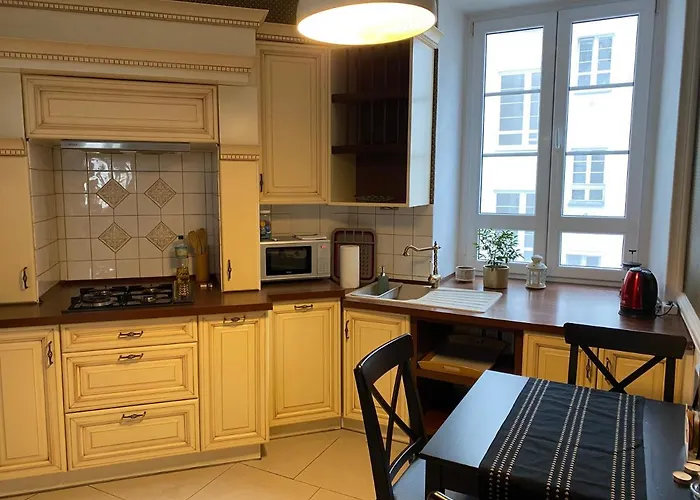 Poznanska Street Apartment